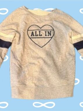 Old Navy Women’s  Light Gray Crewneck Sweater with Navy Heart Graphic